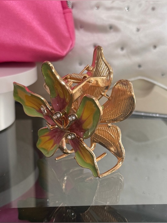 Pink Cosmetic Bag with Skincare and Accessories - Picture 5 of 8